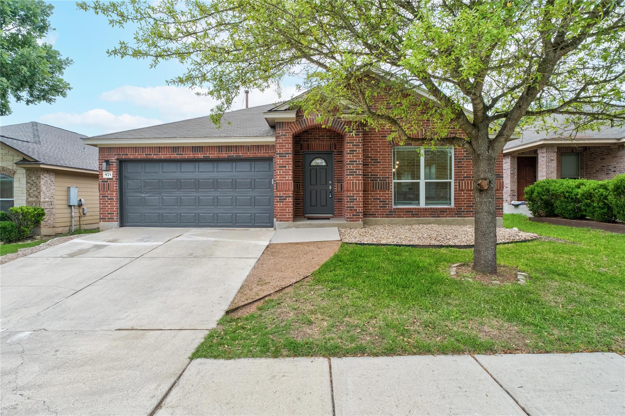 571 Reliance Dr, Buda, TX 78610