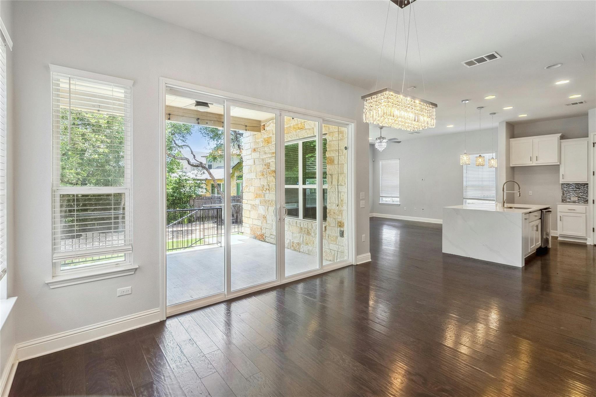 11813 Quintana Cv, Austin, TX 78739
