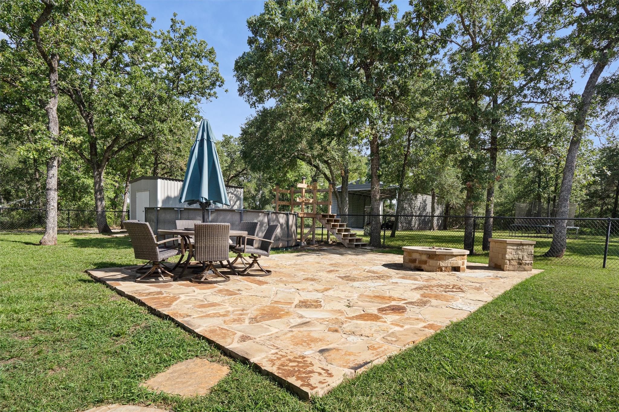 136 Fawn Holw, Elgin, TX 78621