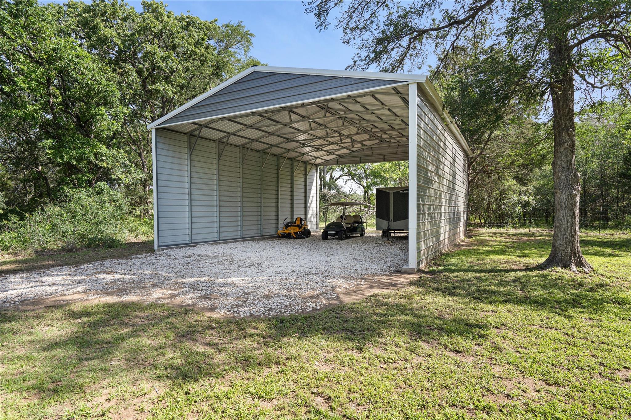 136 Fawn Holw, Elgin, TX 78621