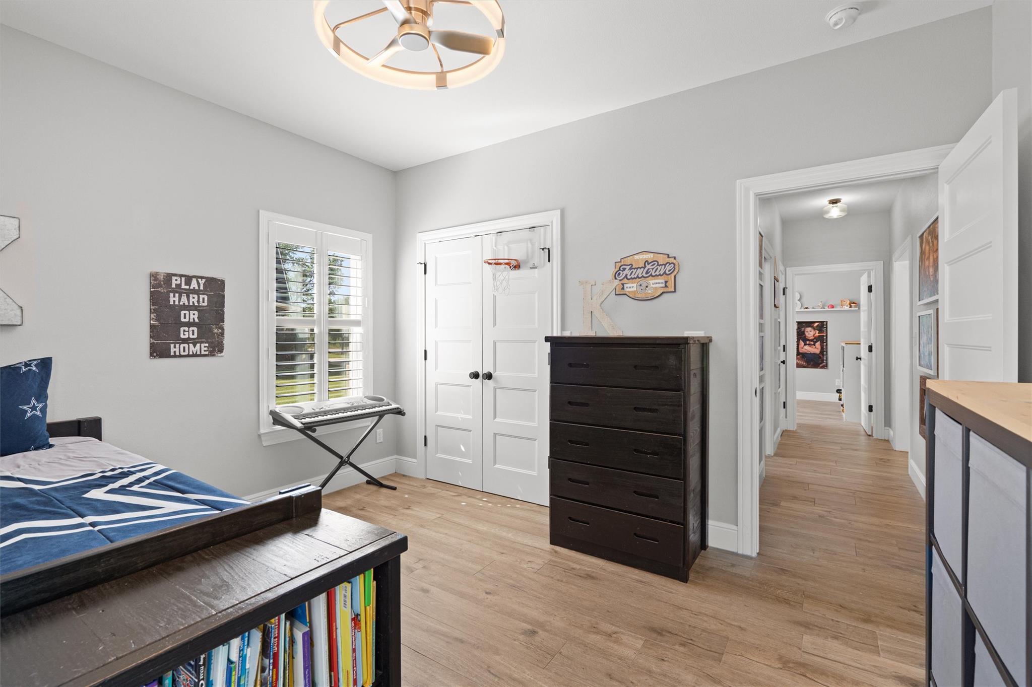 136 Fawn Holw, Elgin, TX 78621
