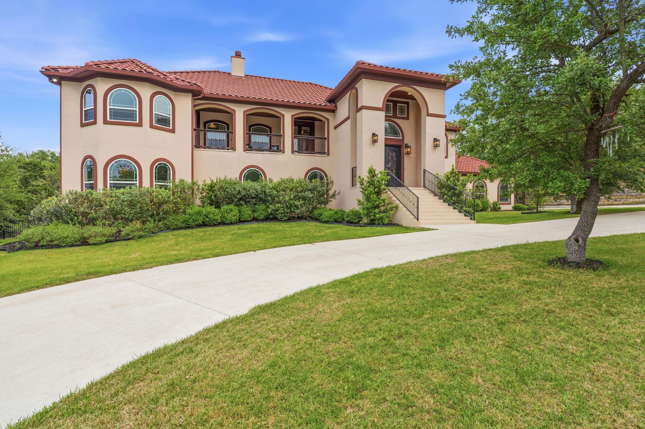 427 Bella Montagna Cir, Austin, TX 78734