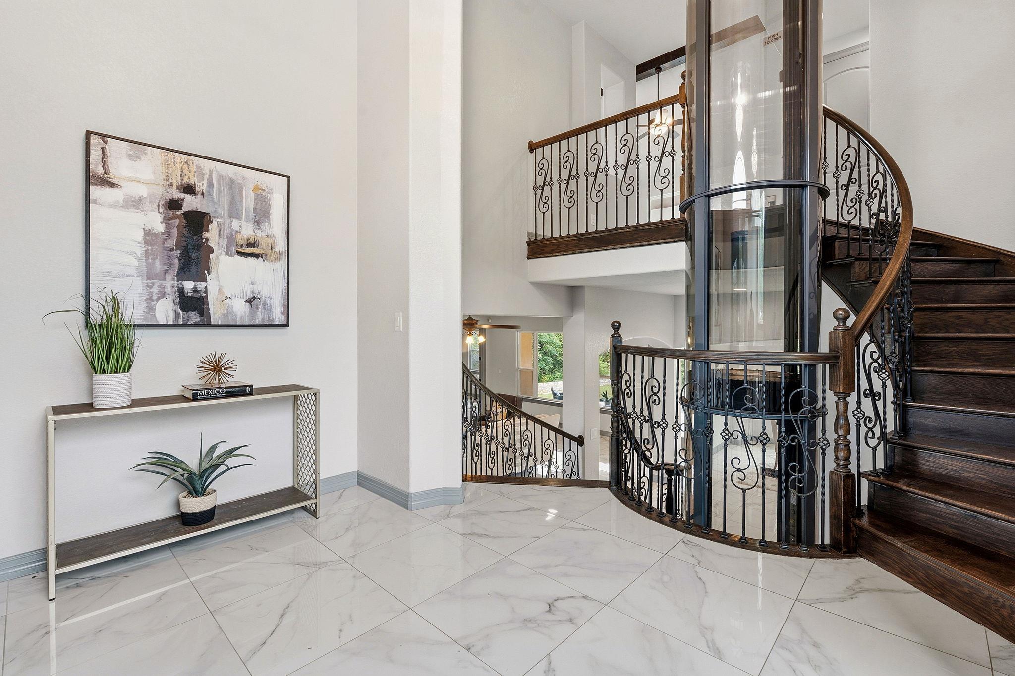 427 Bella Montagna Cir, Austin, TX 78734