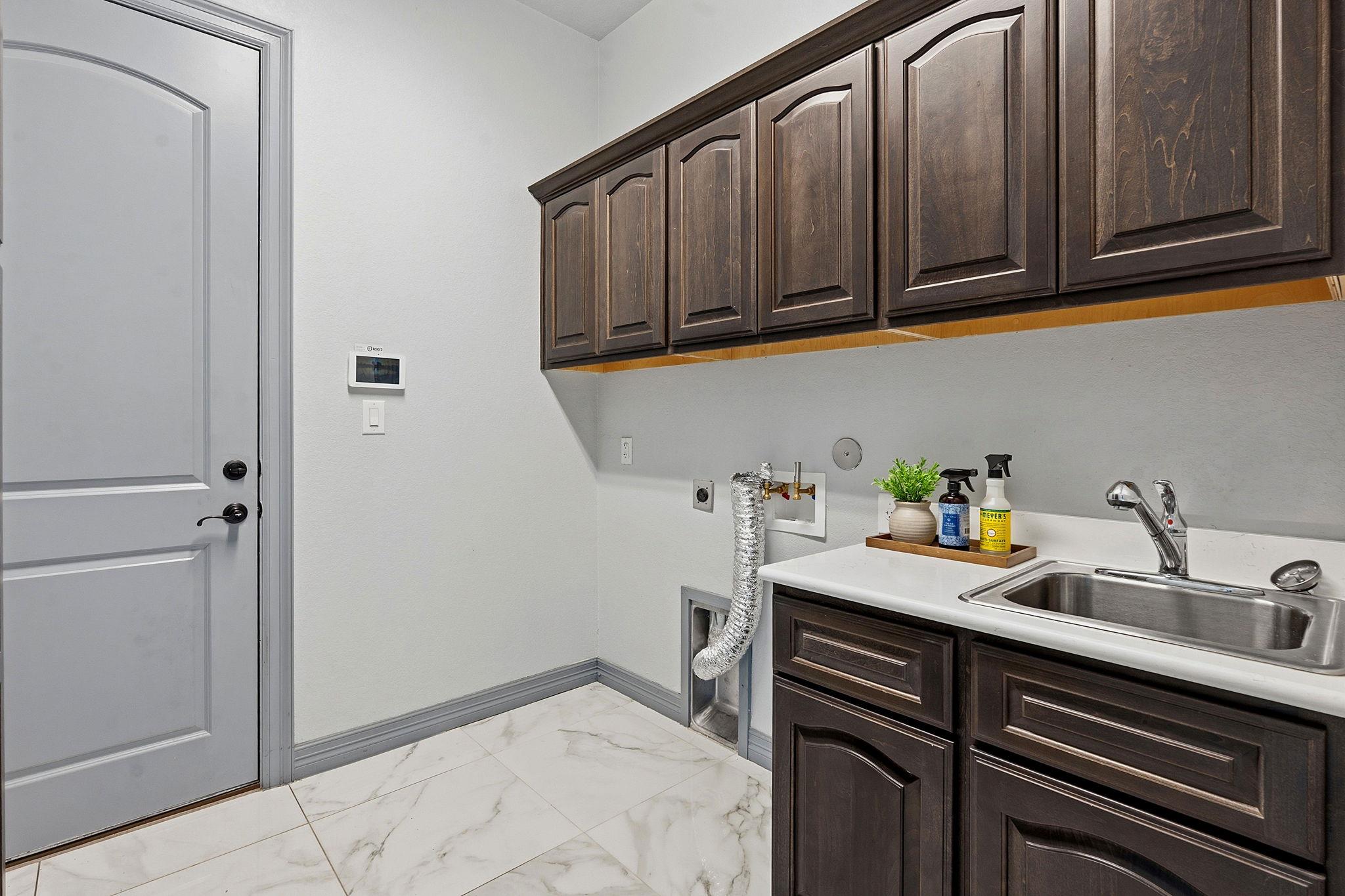 427 Bella Montagna Cir, Austin, TX 78734