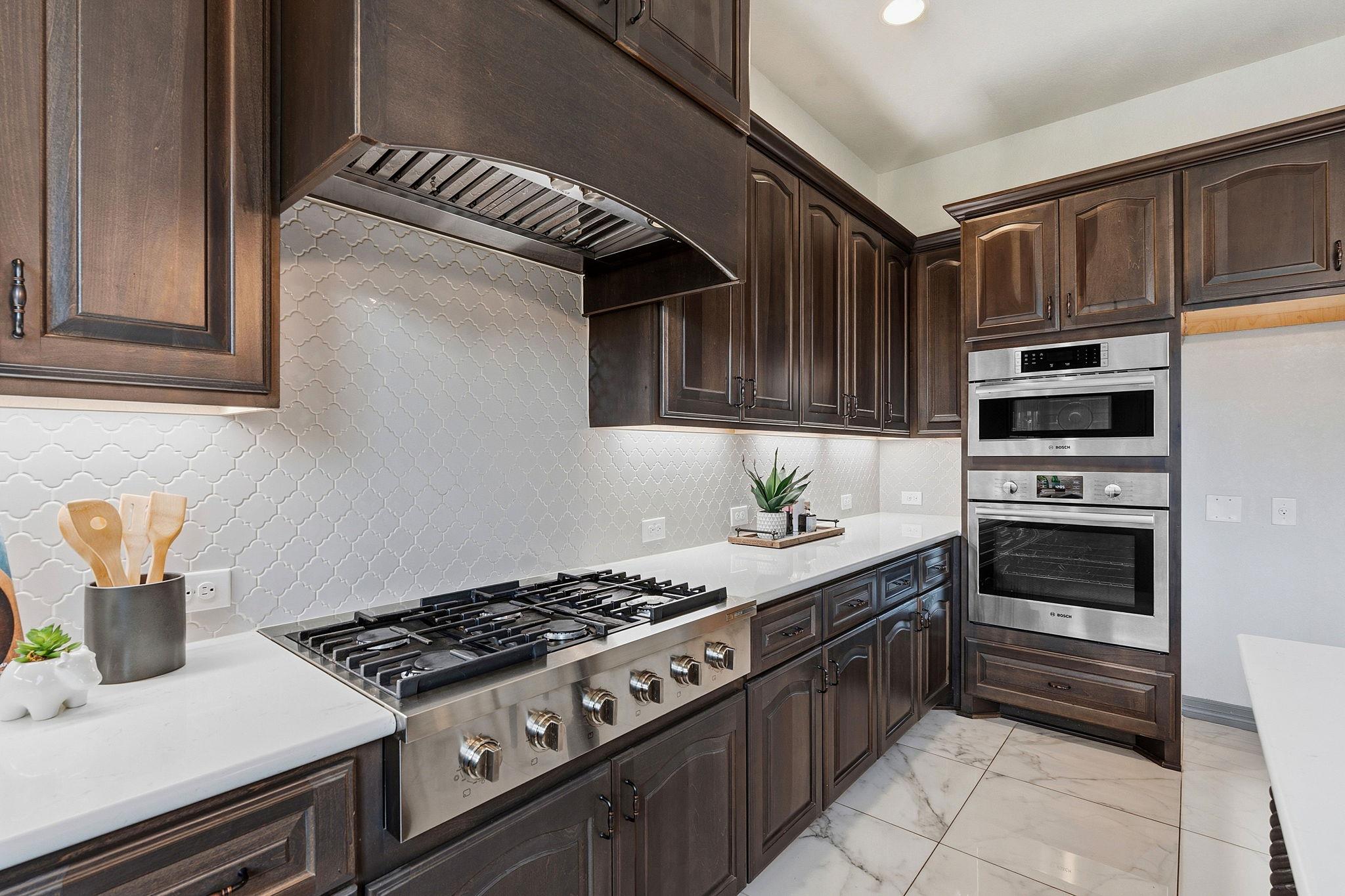 427 Bella Montagna Cir, Austin, TX 78734