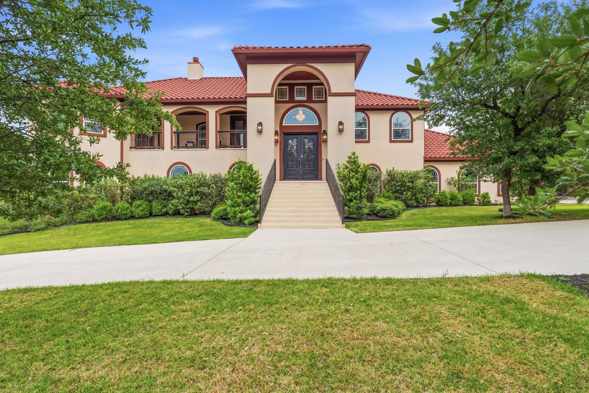 427 Bella Montagna Cir, Austin, TX 78734