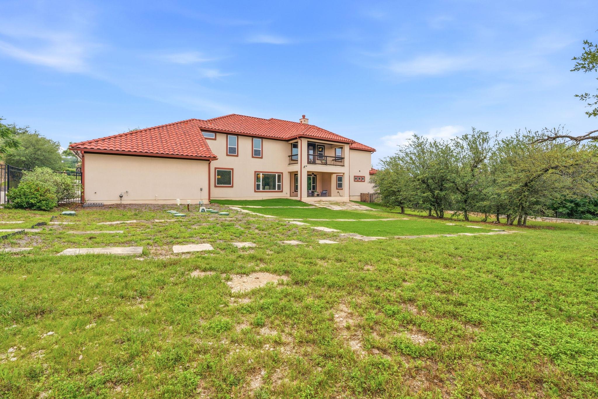 427 Bella Montagna Cir, Austin, TX 78734