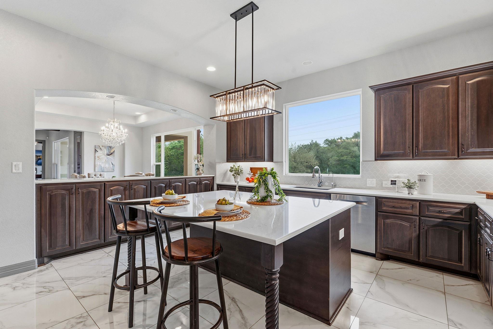 427 Bella Montagna Cir, Austin, TX 78734