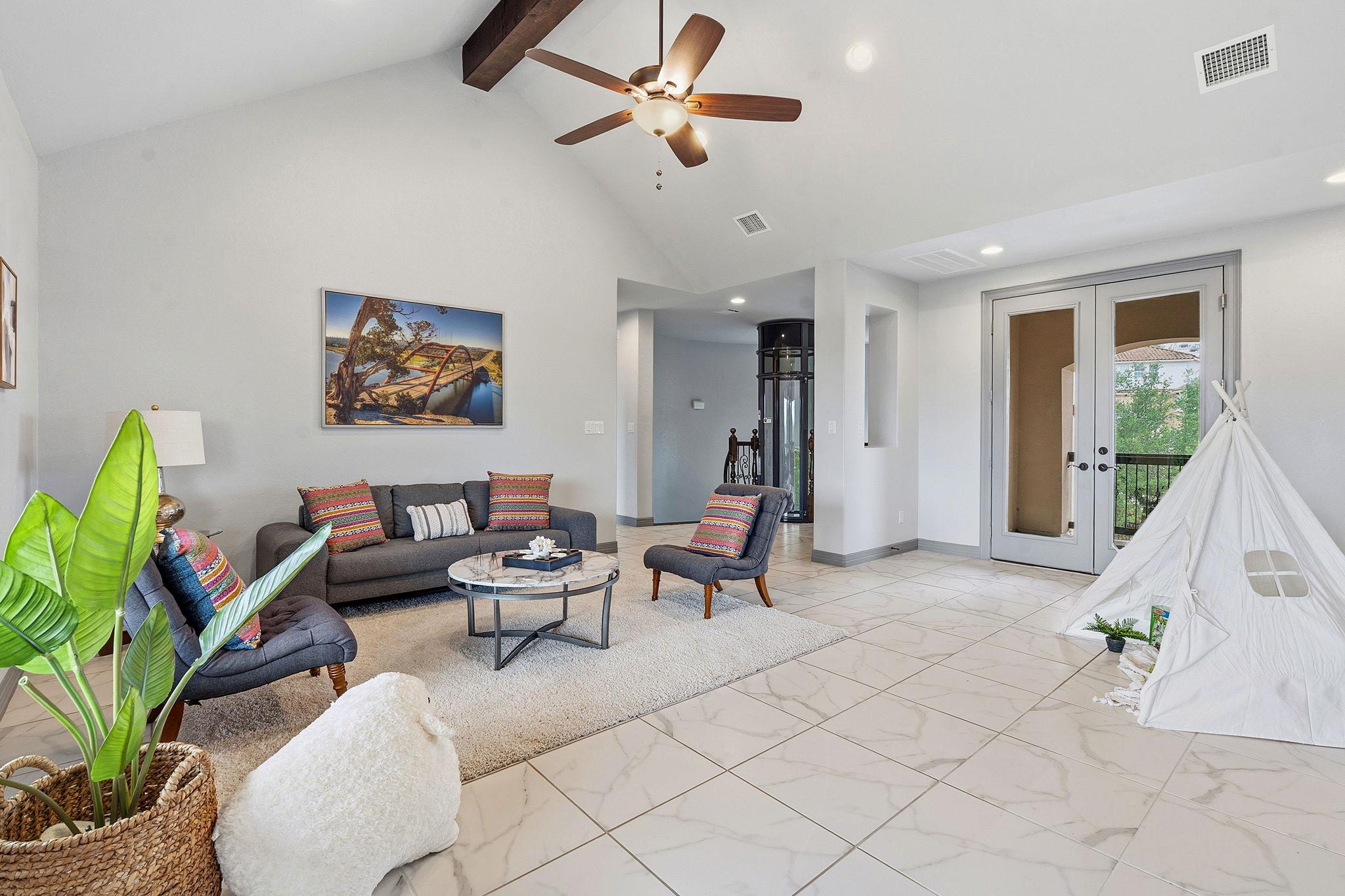 427 Bella Montagna Cir, Austin, TX 78734