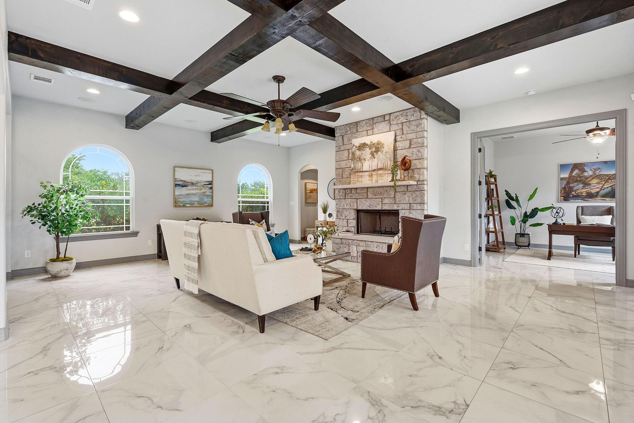 427 Bella Montagna Cir, Austin, TX 78734