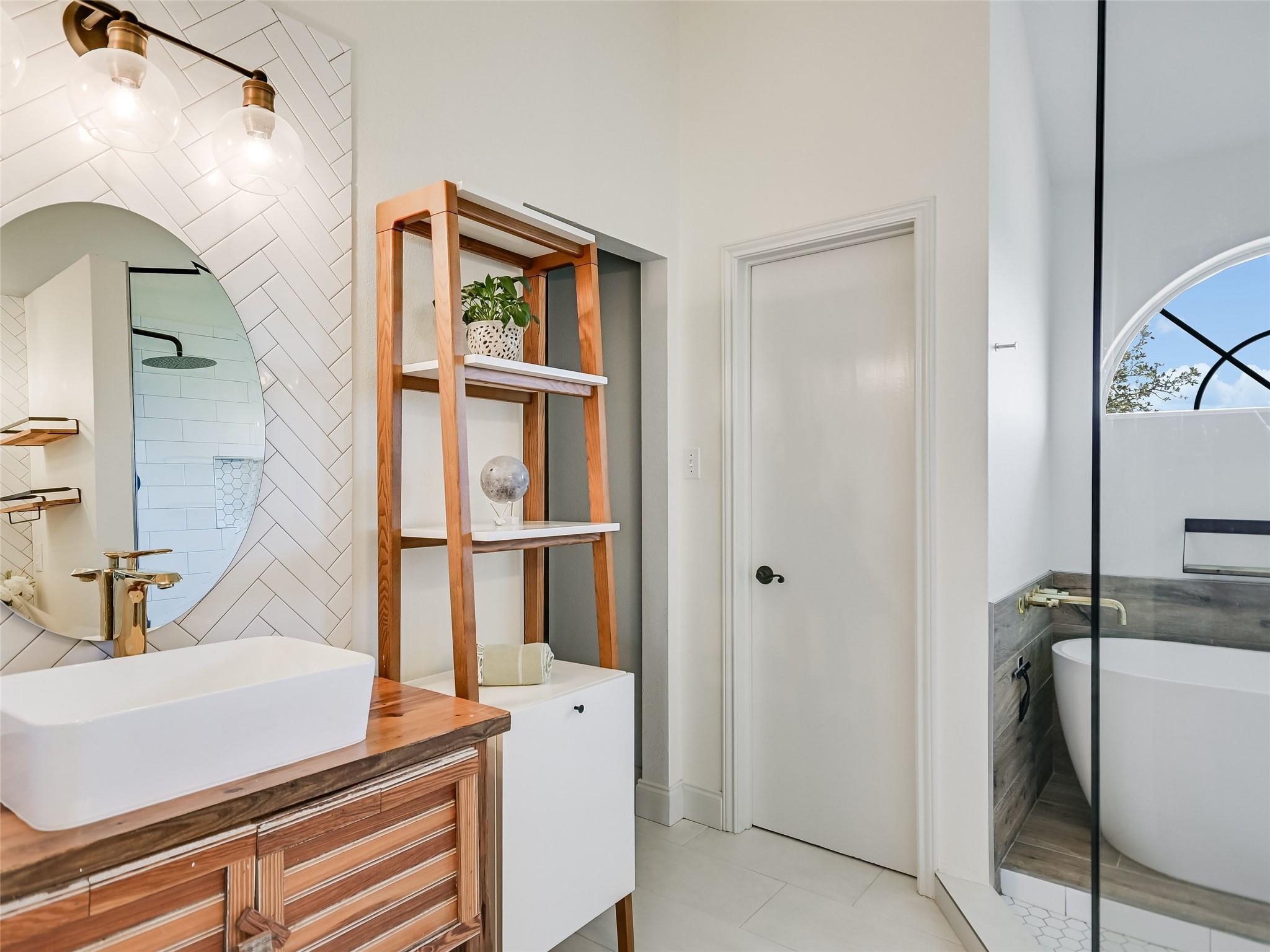 303 N Canyonwood Dr, Dripping Springs, TX 78620