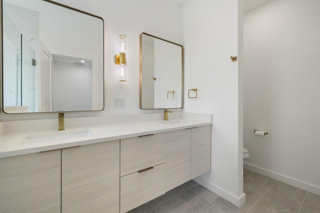21515 Patton Ave # 2, Lago Vista, TX 78645
