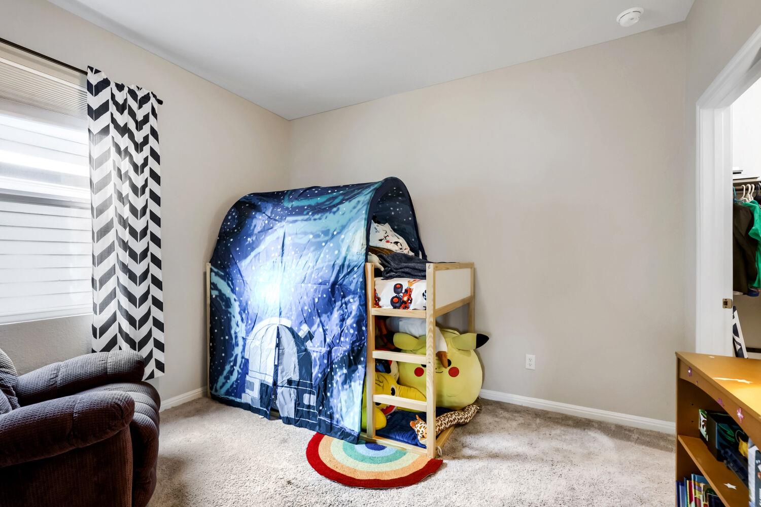 2432 Berryville Ln, Leander, TX 78641