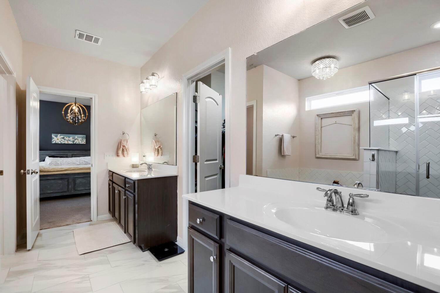 2432 Berryville Ln, Leander, TX 78641