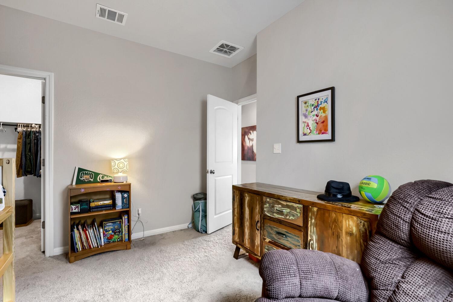 2432 Berryville Ln, Leander, TX 78641
