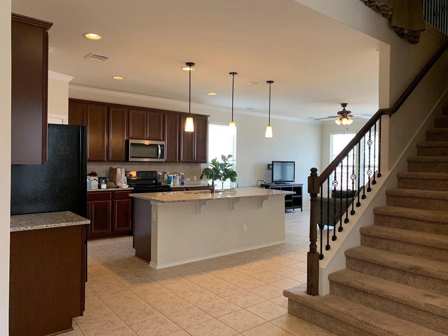 3702 kennedy grace Ln, Austin, TX 78728