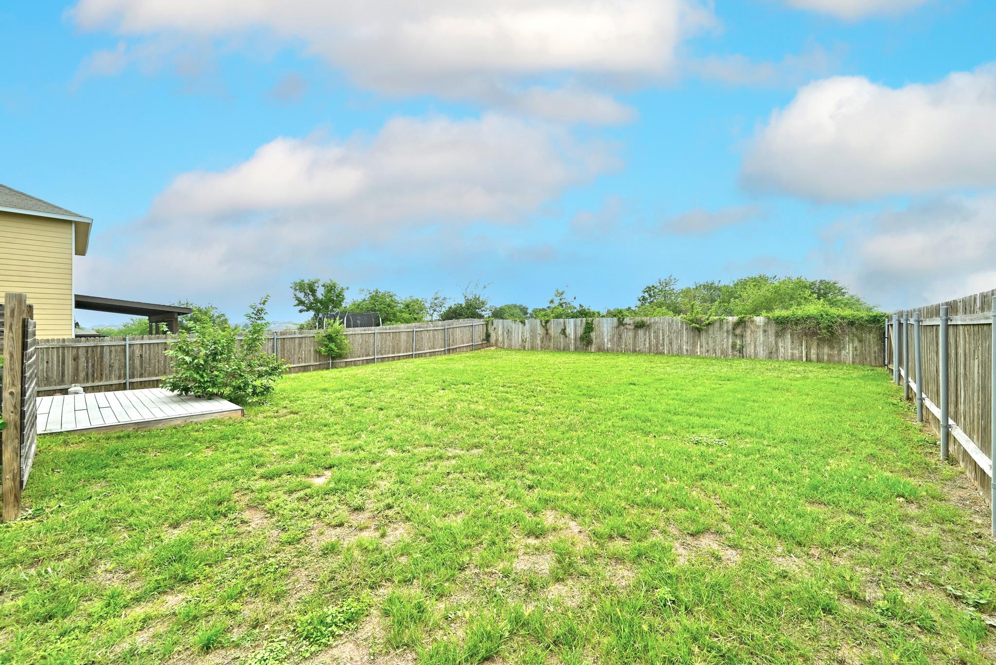 330 Gina Dr, Kyle, TX 78640