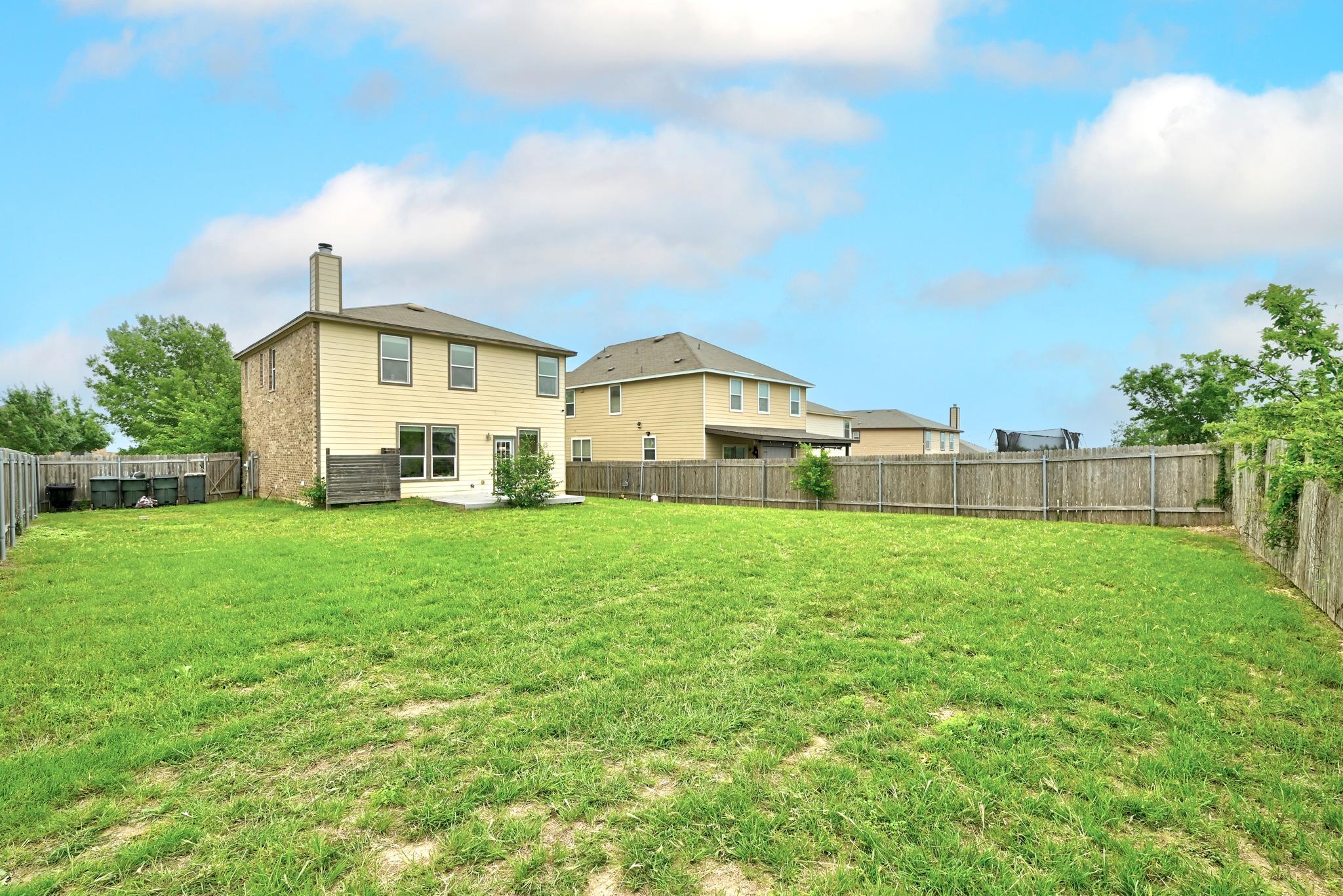 330 Gina Dr, Kyle, TX 78640