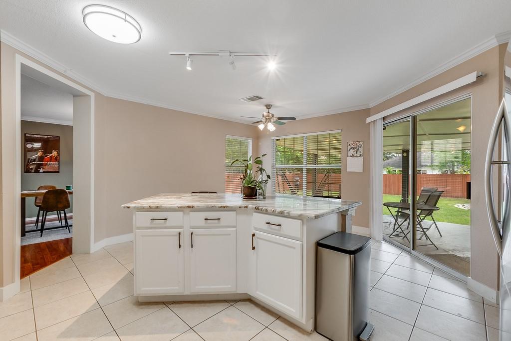 1221 Mason Bend Dr, Pflugerville, TX 78660