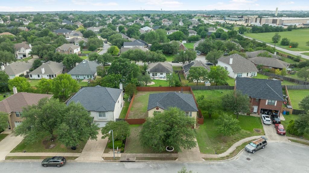 1221 Mason Bend Dr, Pflugerville, TX 78660
