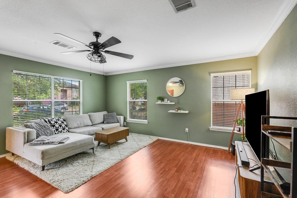 1221 Mason Bend Dr, Pflugerville, TX 78660