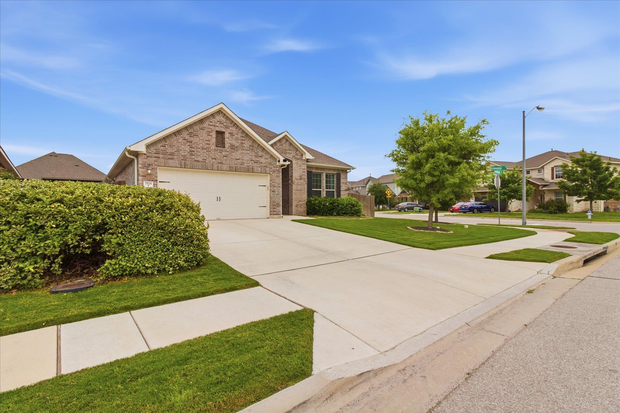 7525 Lombardy Loop, Round Rock, TX 78665