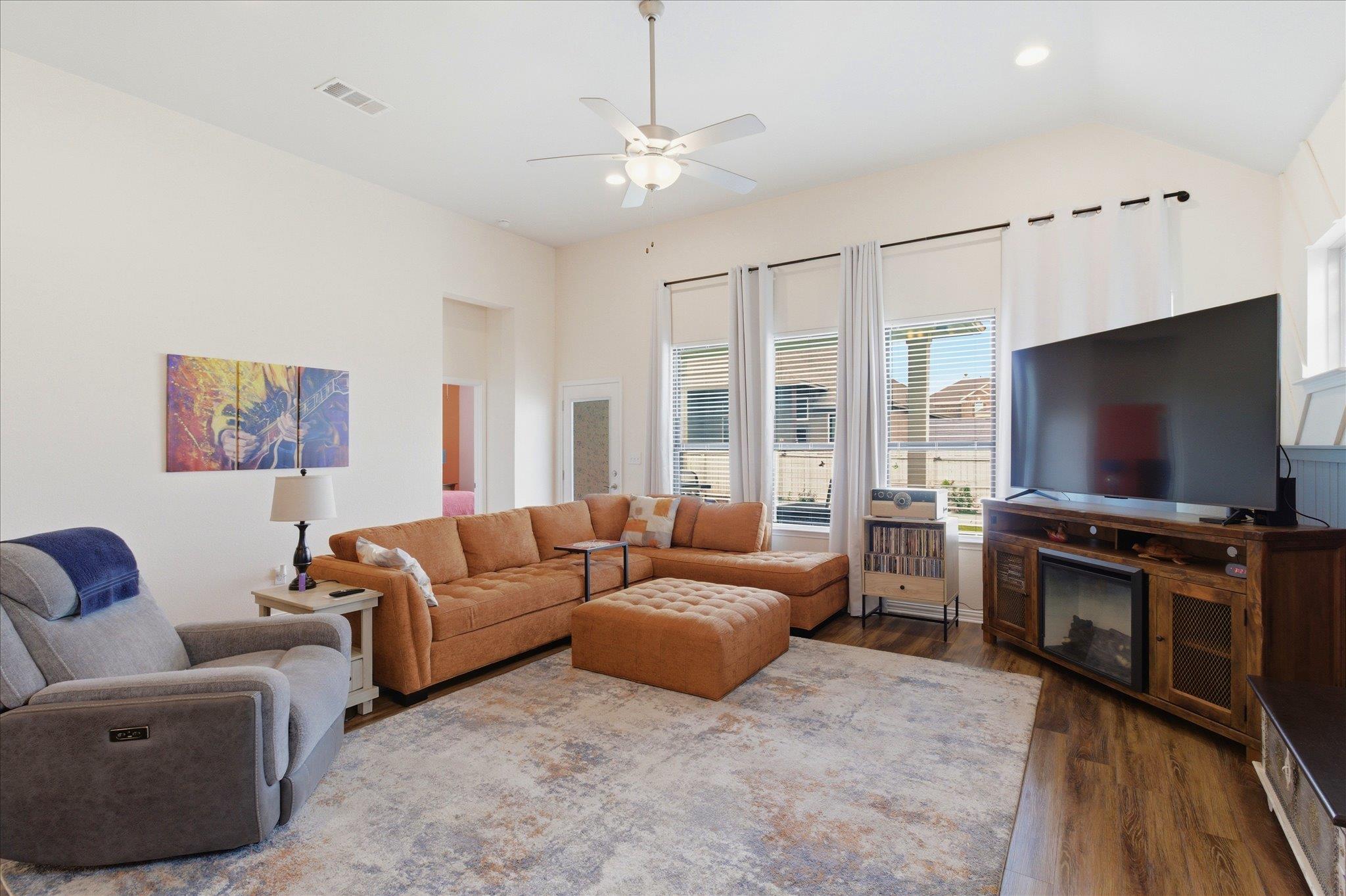 7525 Lombardy Loop, Round Rock, TX 78665