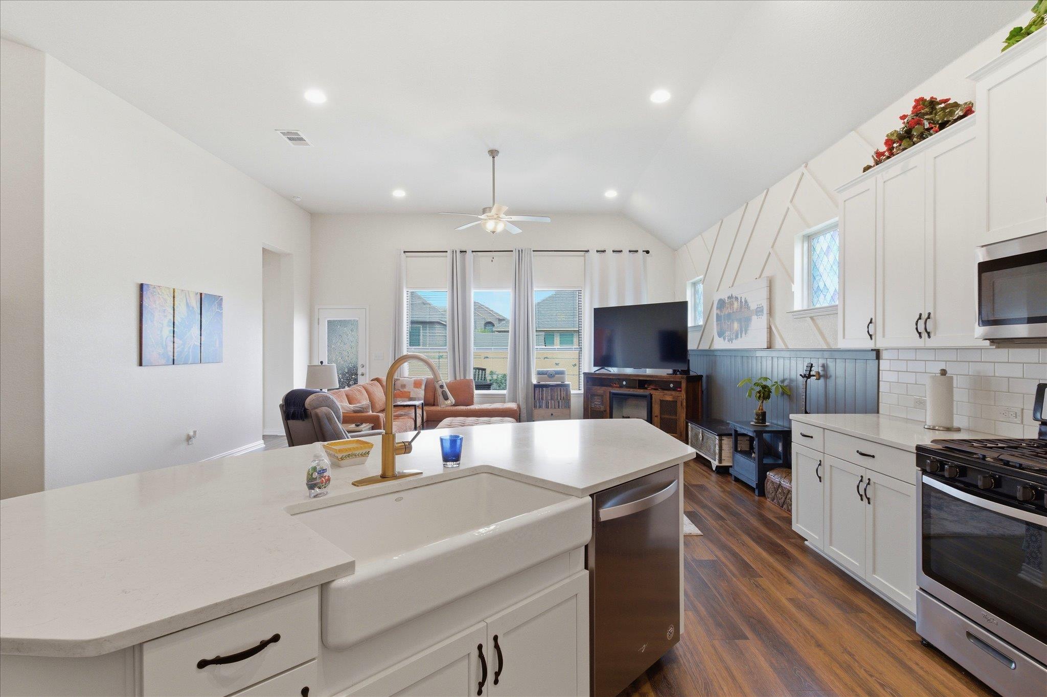 7525 Lombardy Loop, Round Rock, TX 78665