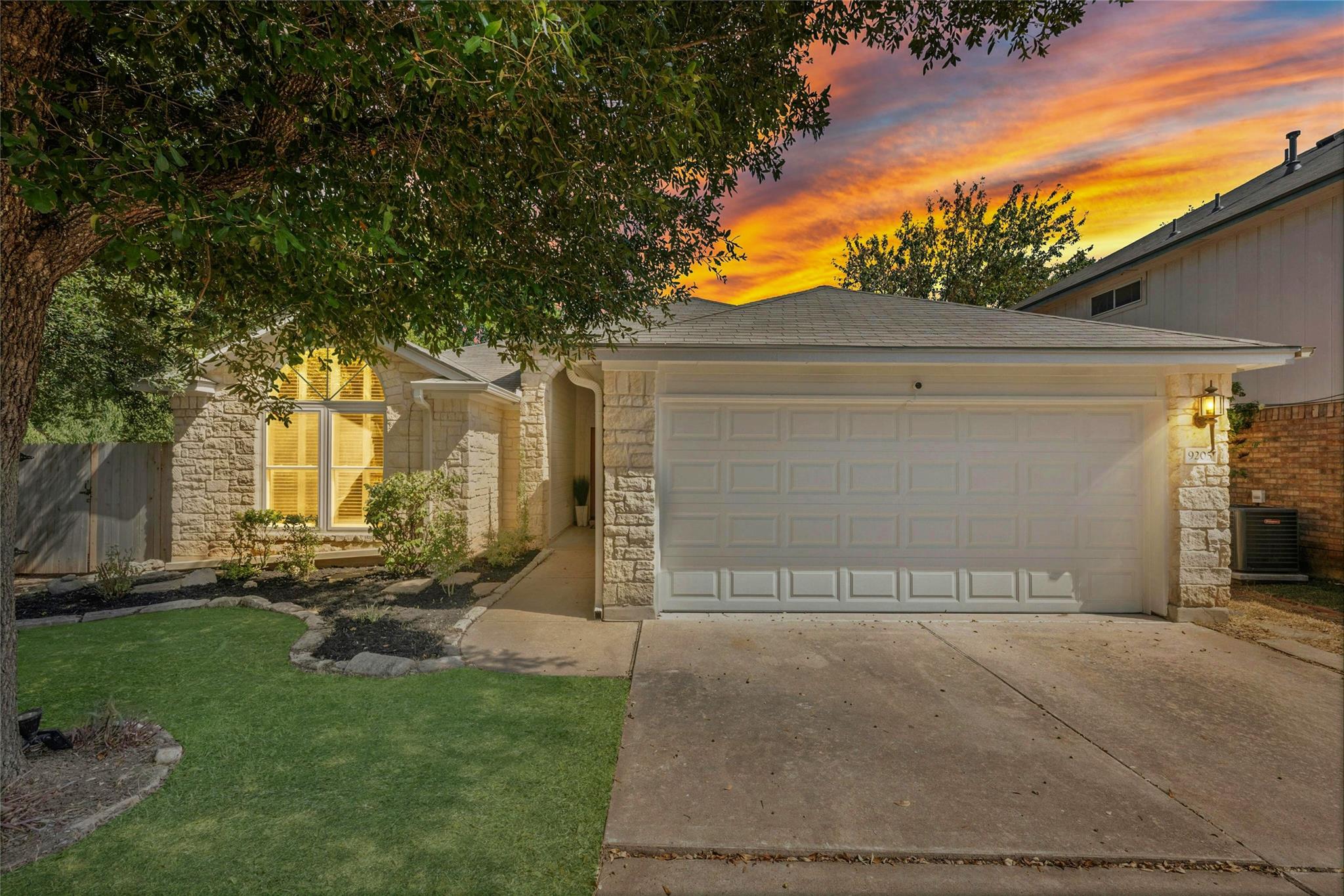 9205 Walsall Cv, Austin, TX 78749