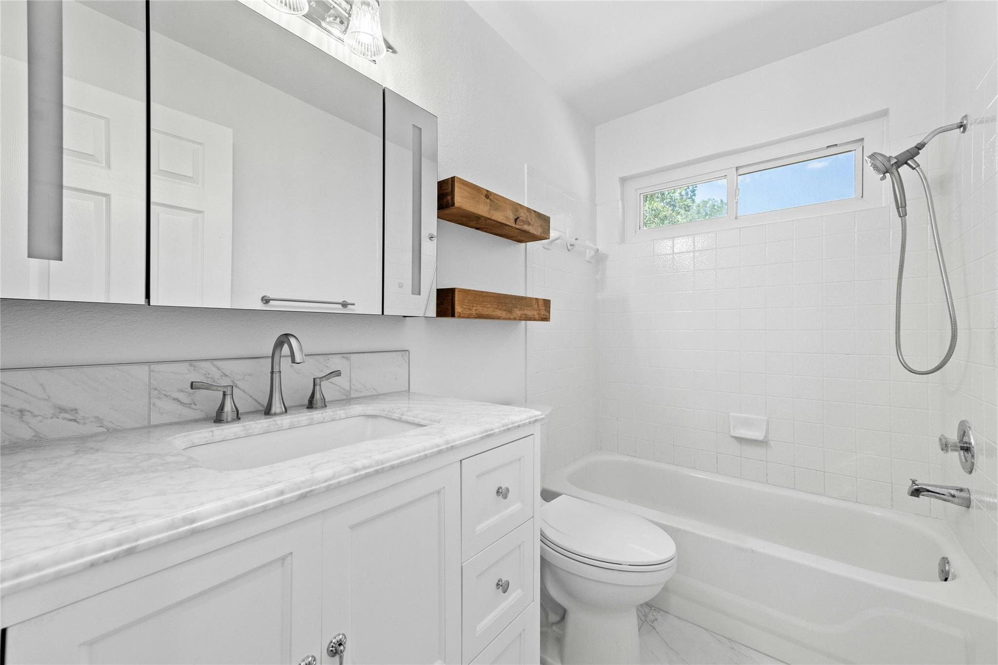 9205 Walsall Cv, Austin, TX 78749