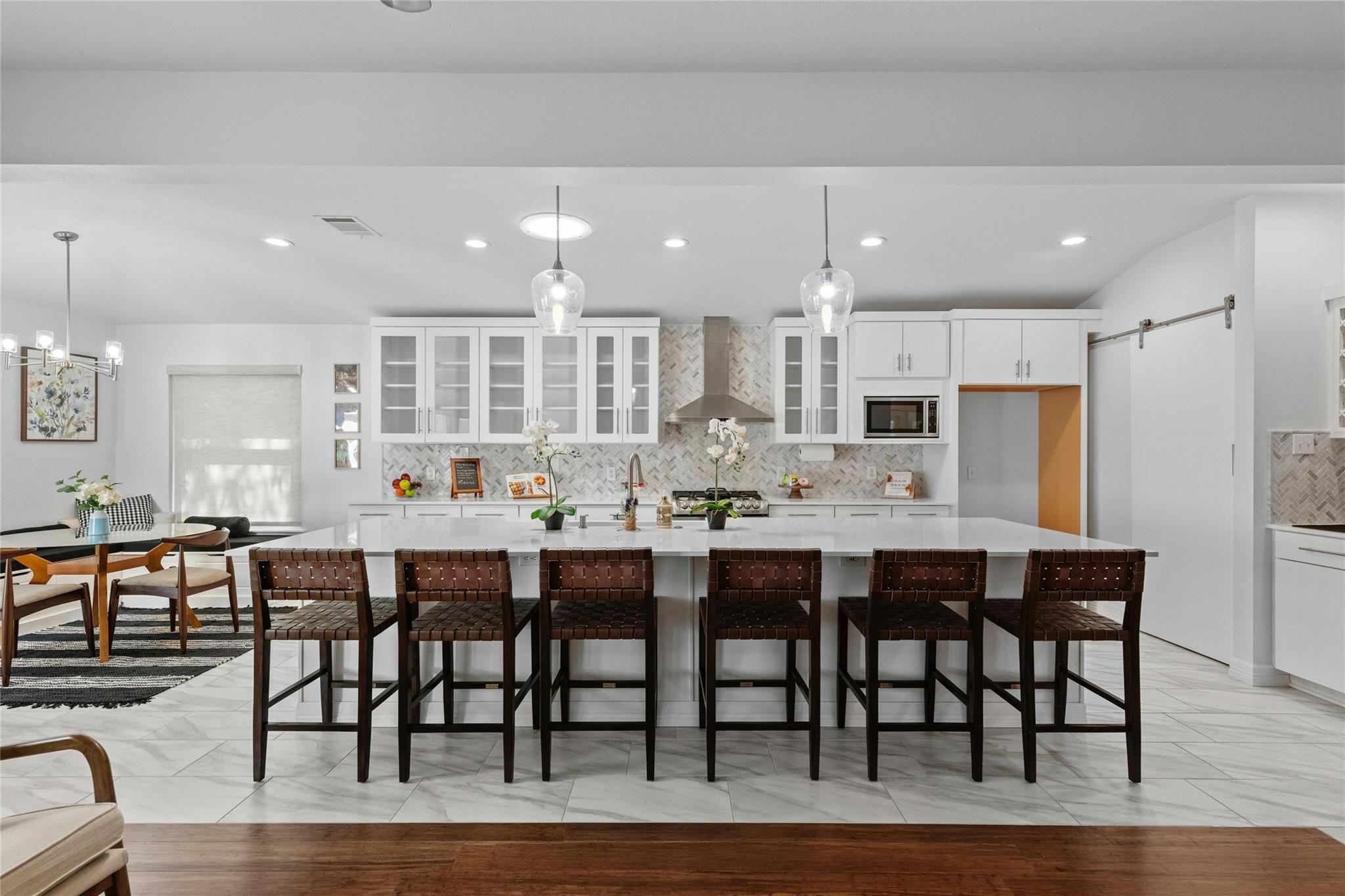 9205 Walsall Cv, Austin, TX 78749