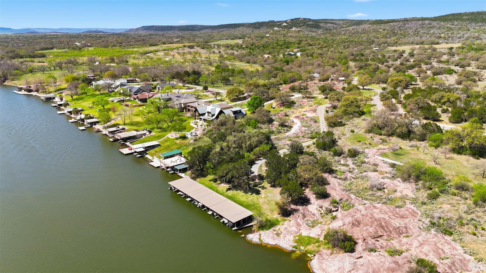 1071 Escalar Dr, Buchanan Dam, TX 78609