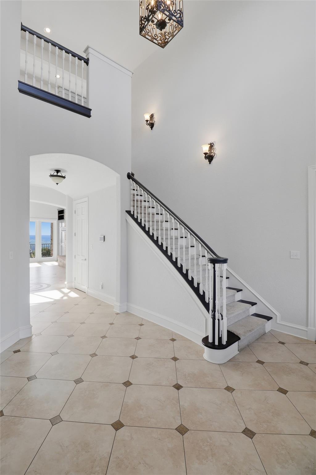 1071 Escalar Dr, Buchanan Dam, TX 78609