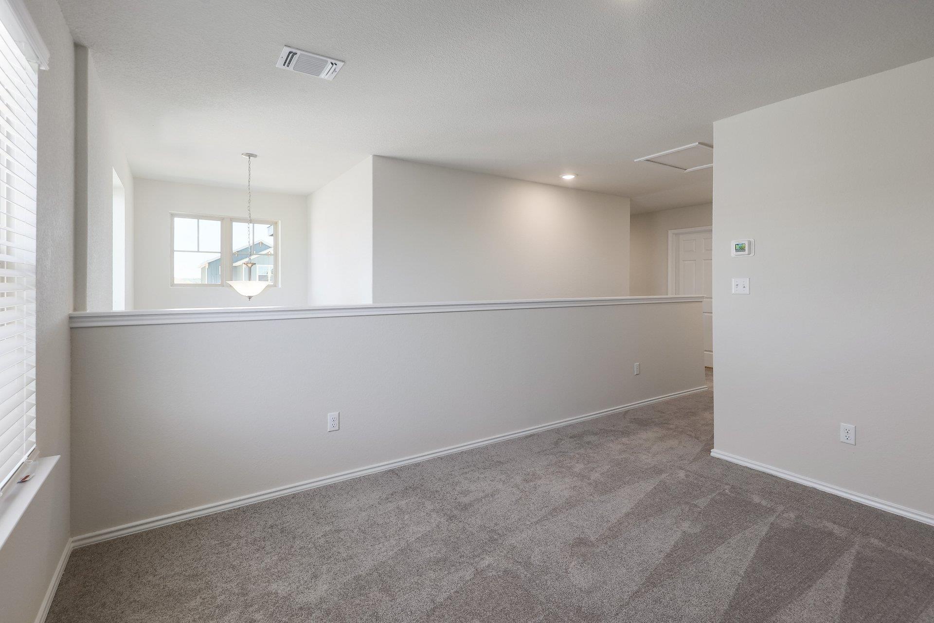 62 Snowy Plover Ln, Leander, TX 78642