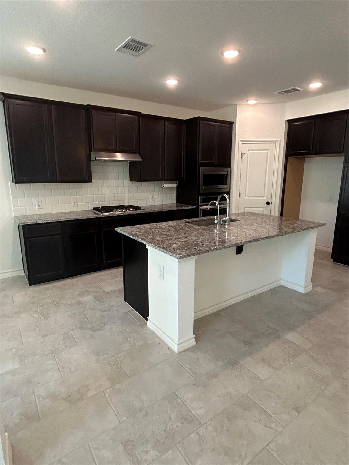 2980 Warwick Park, Bulverde, TX 78163