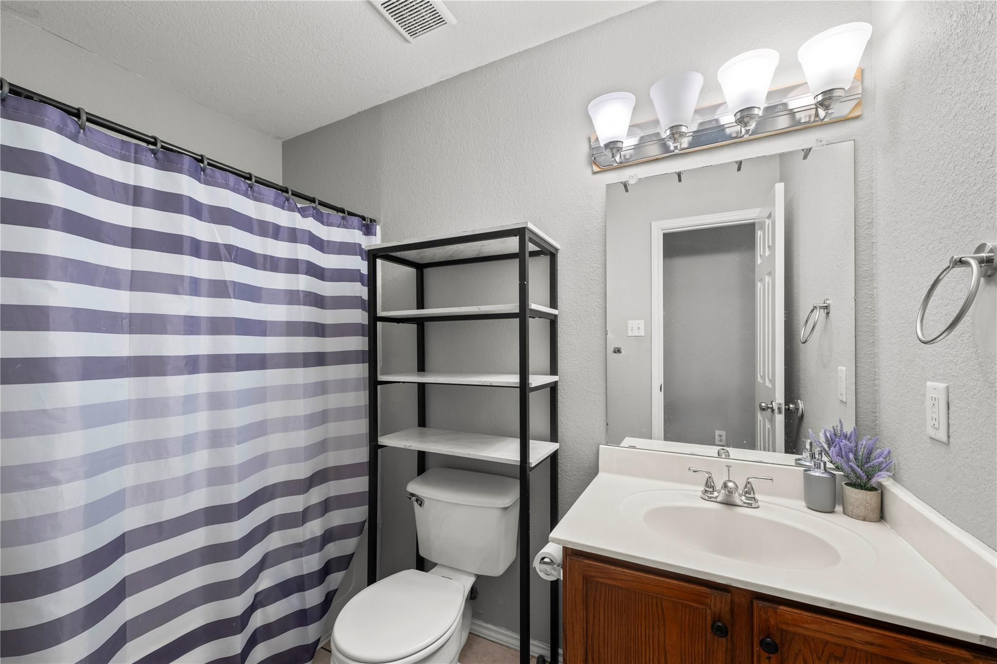 3800 Hickox Dr, Round Rock, TX 78665