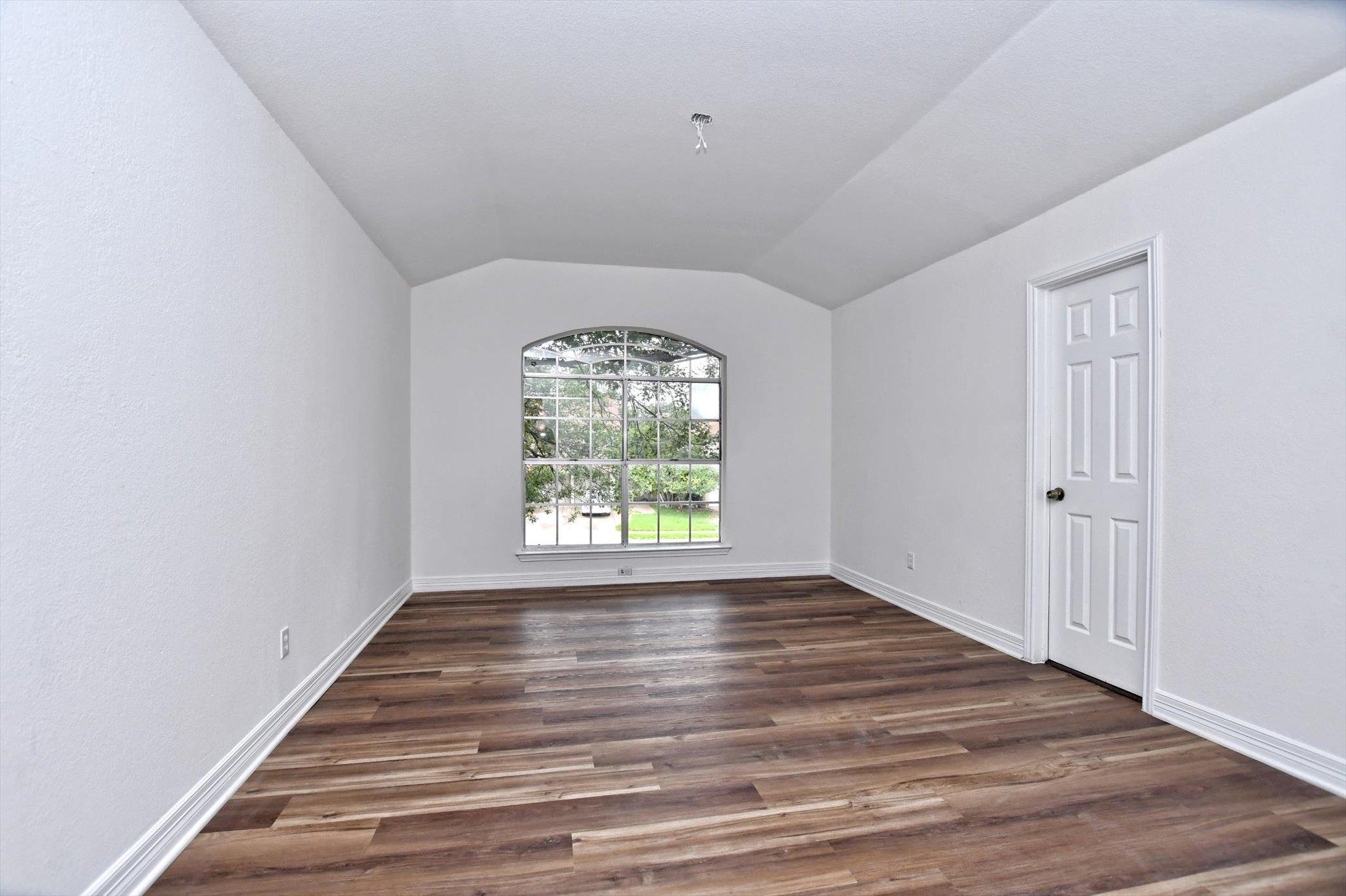 17607 Klamath Falls Dr, Round Rock, TX 78681