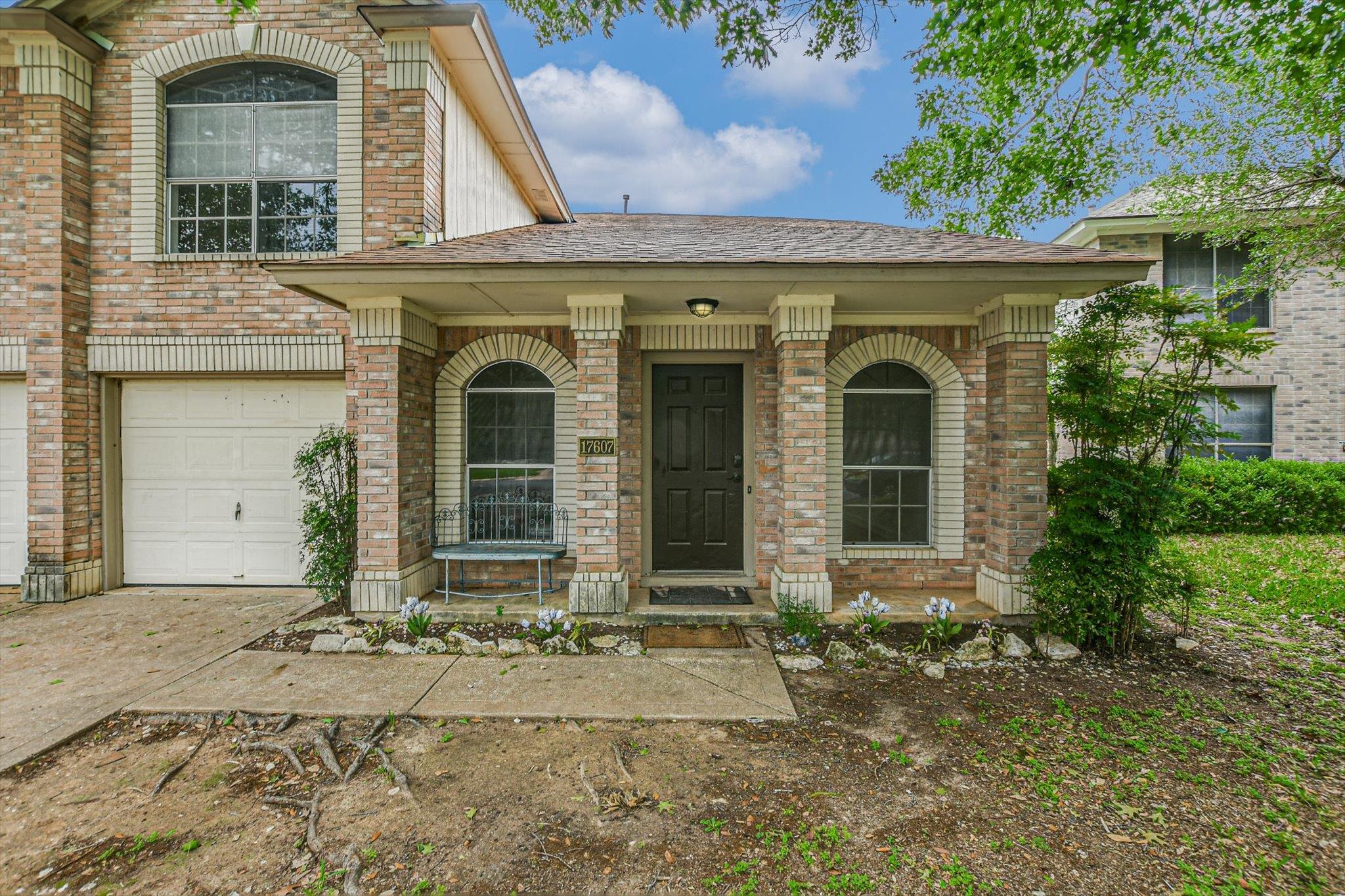 17607 Klamath Falls Dr, Round Rock, TX 78681