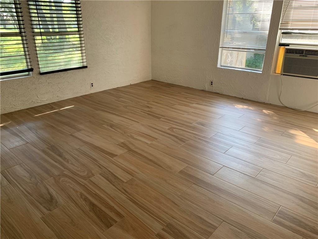 109 S Buffalo Ave, Cedar Park, TX 78613