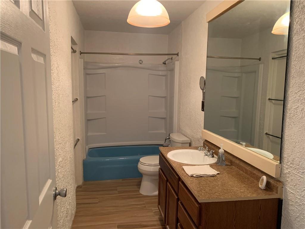 109 S Buffalo Ave, Cedar Park, TX 78613