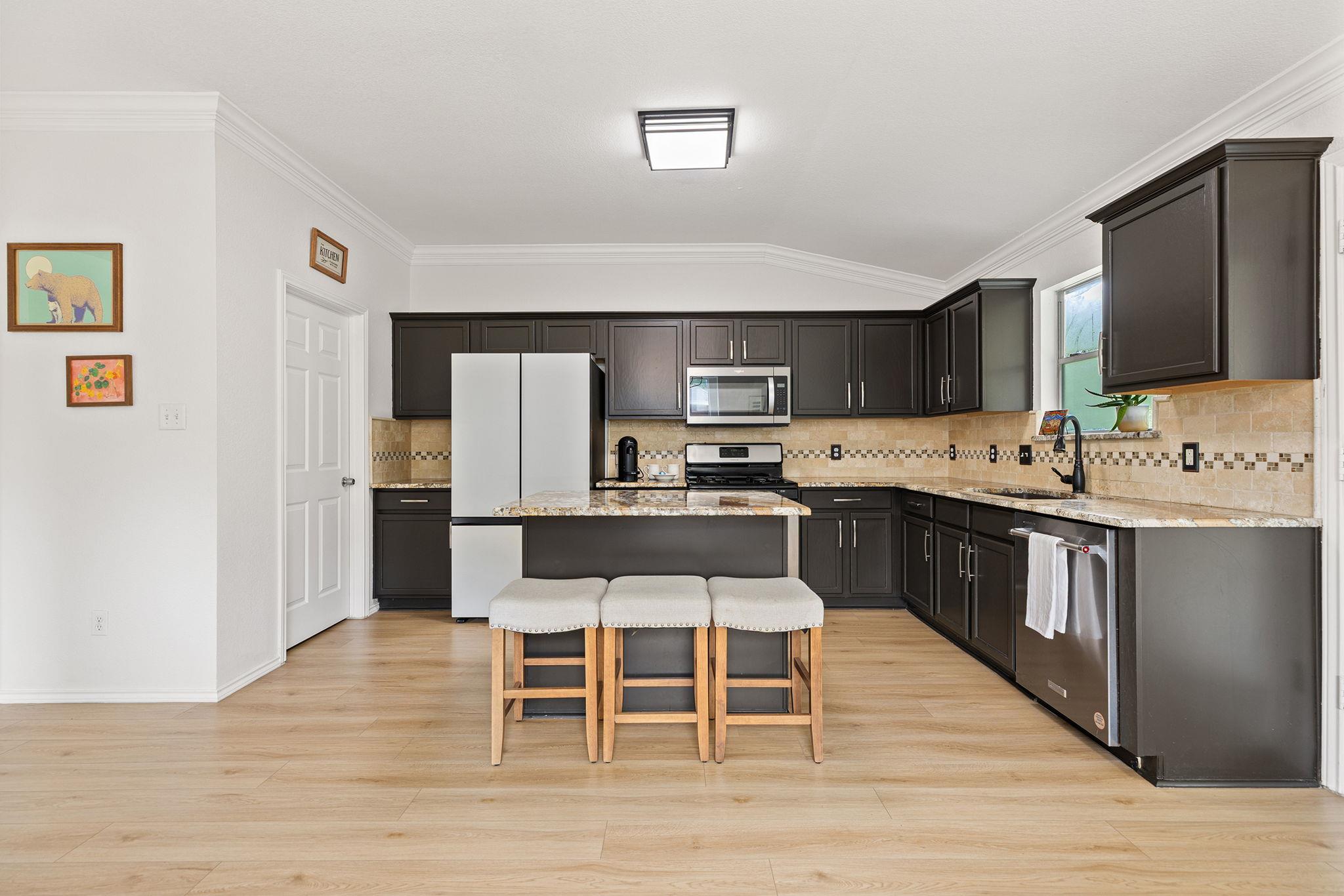 2513 Vernell Way, Round Rock, TX 78664