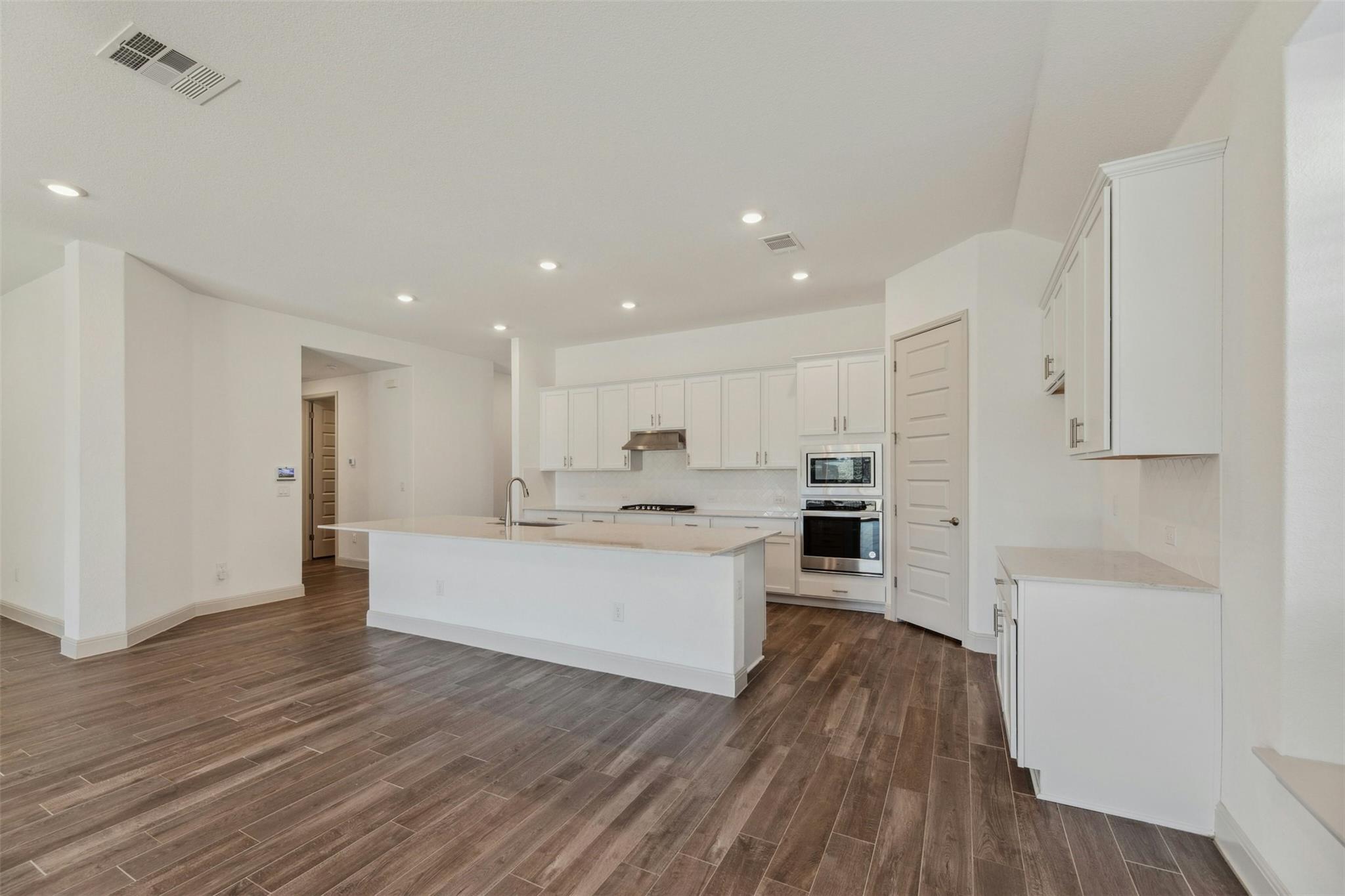 1736 Weavers Bnd, Georgetown, TX 78628