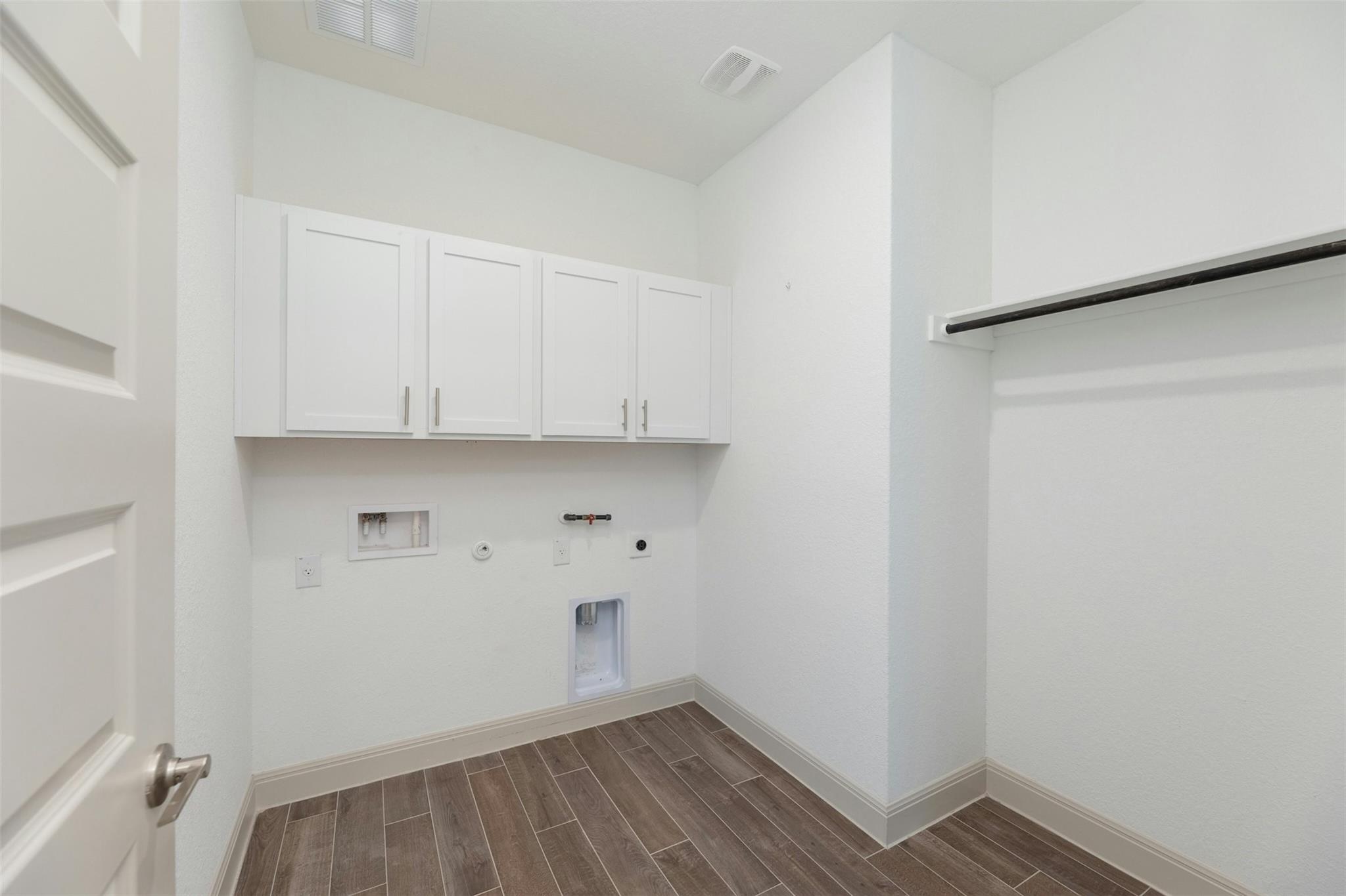 1736 Weavers Bnd, Georgetown, TX 78628