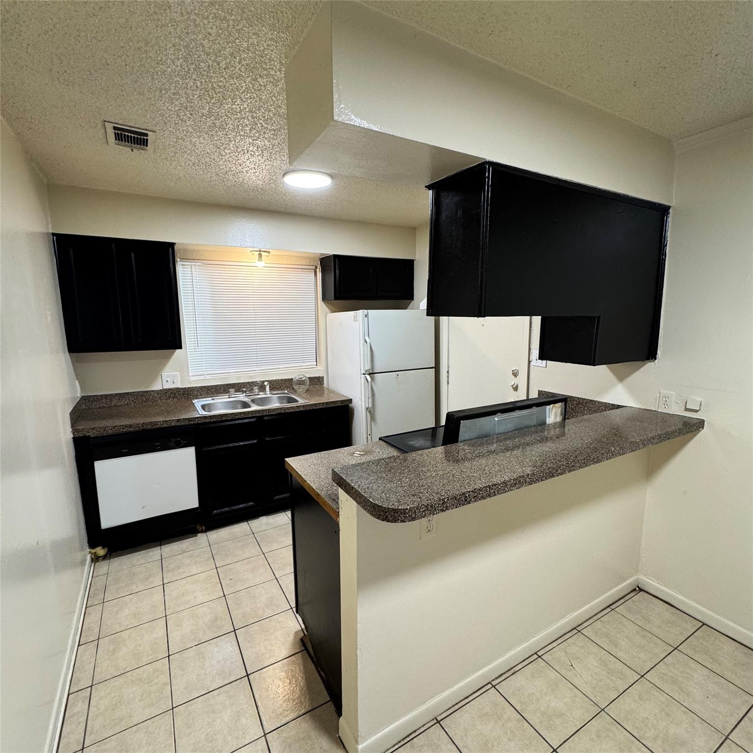 1626 Royal Hill Dr # B, Austin, TX 78741