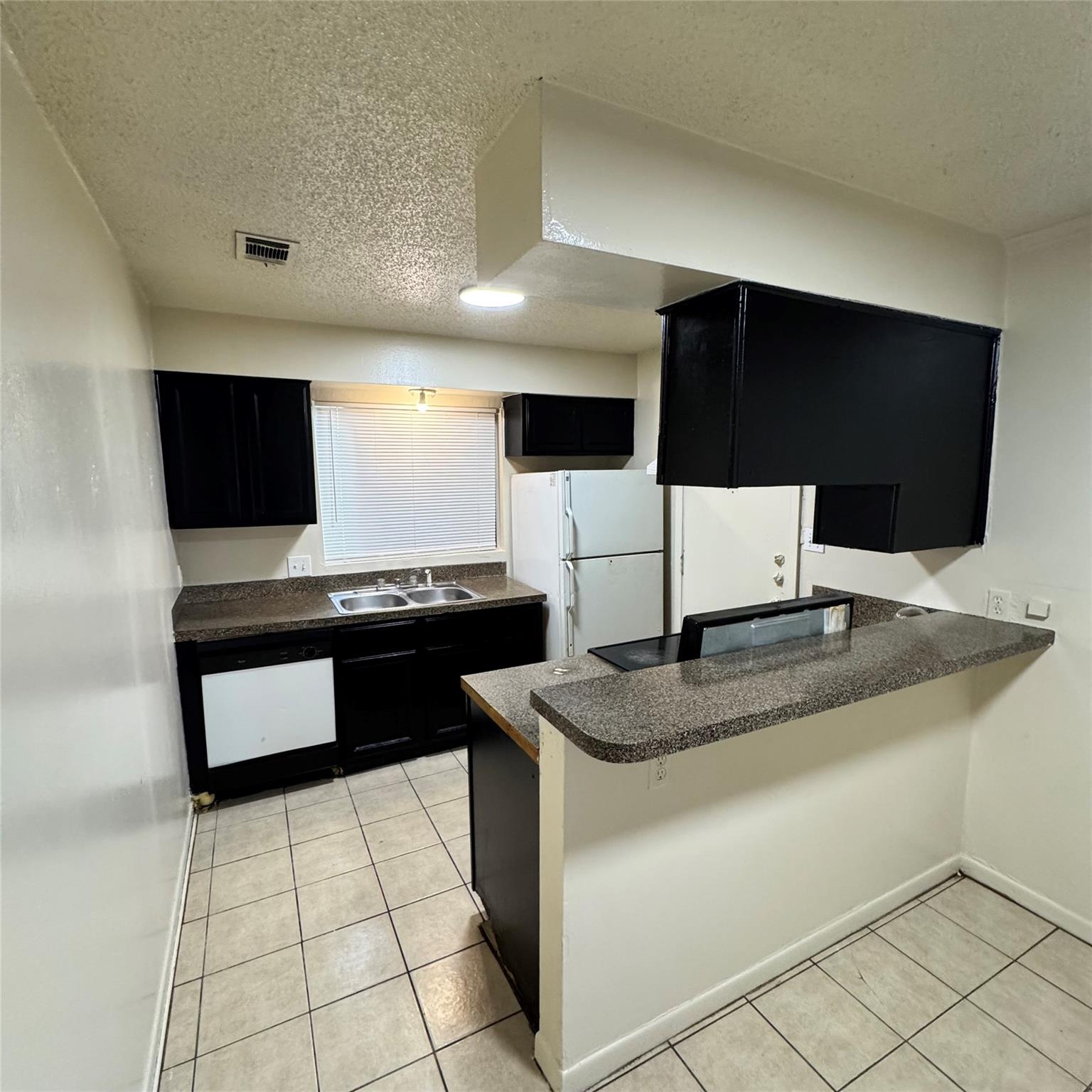 1626 Royal Hill Dr # B, Austin, TX 78741