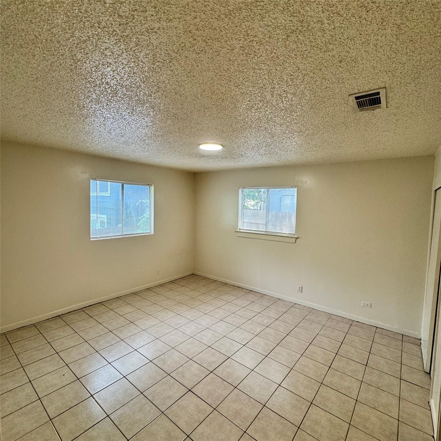 1626 Royal Hill Dr # B, Austin, TX 78741