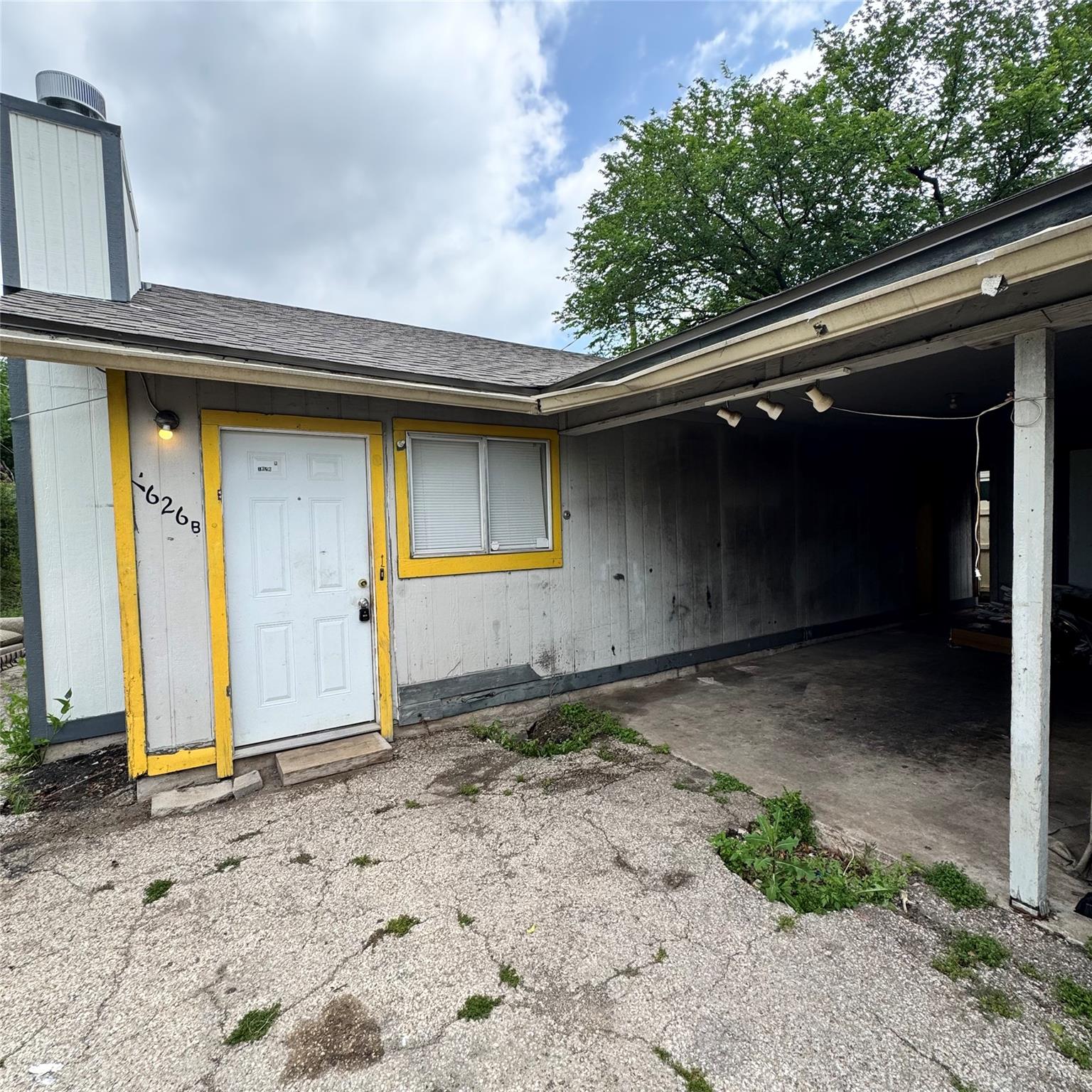 1626 Royal Hill Dr # B, Austin, TX 78741