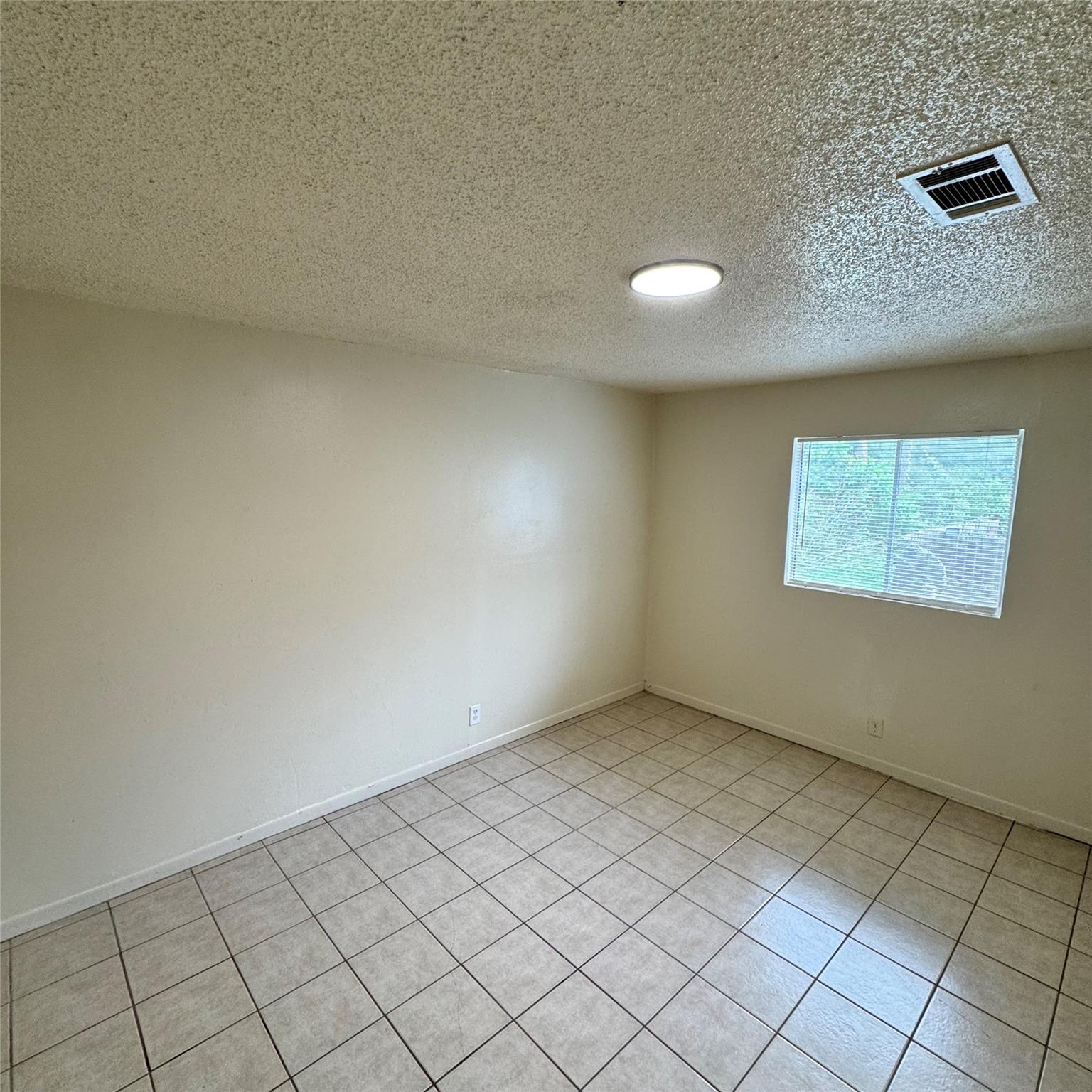 1626 Royal Hill Dr # B, Austin, TX 78741