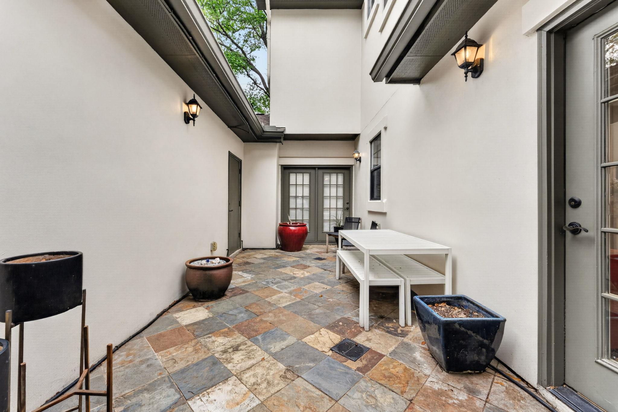 3301 Pecos St # A, Austin, TX 78703