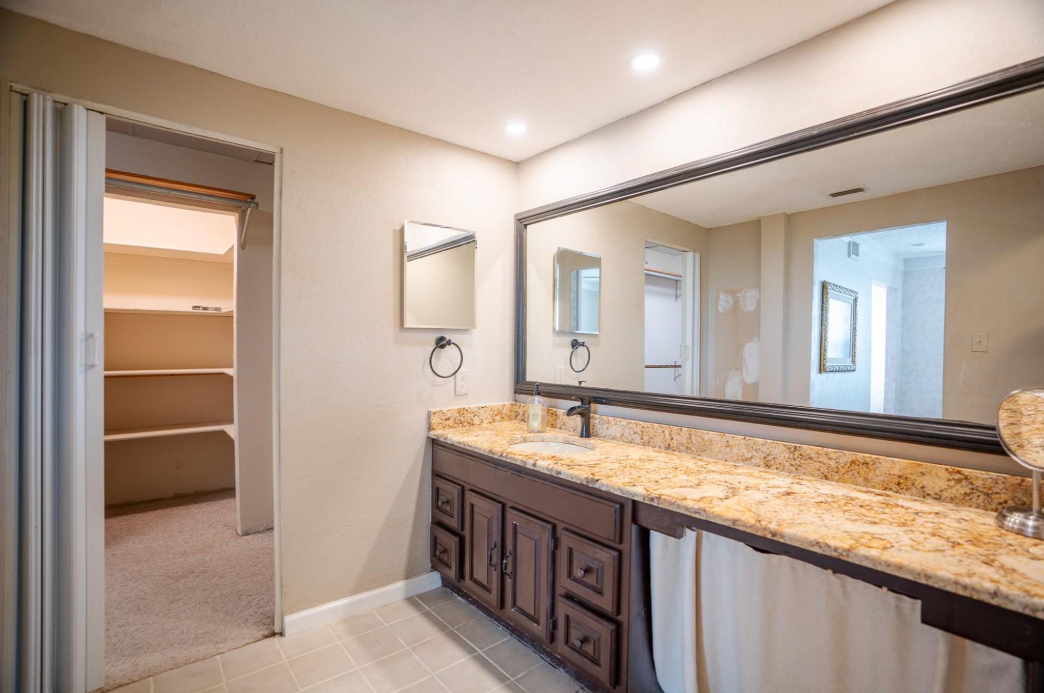 3230 W Fitzhugh Rd, Dripping Springs, TX 78620